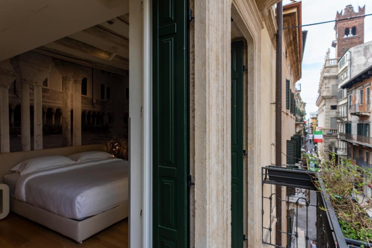 Lords Of Verona Luxury Apartments Exterior photo
